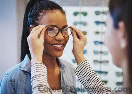 Opticianry/Ophthalmic Dispensing Optician Major